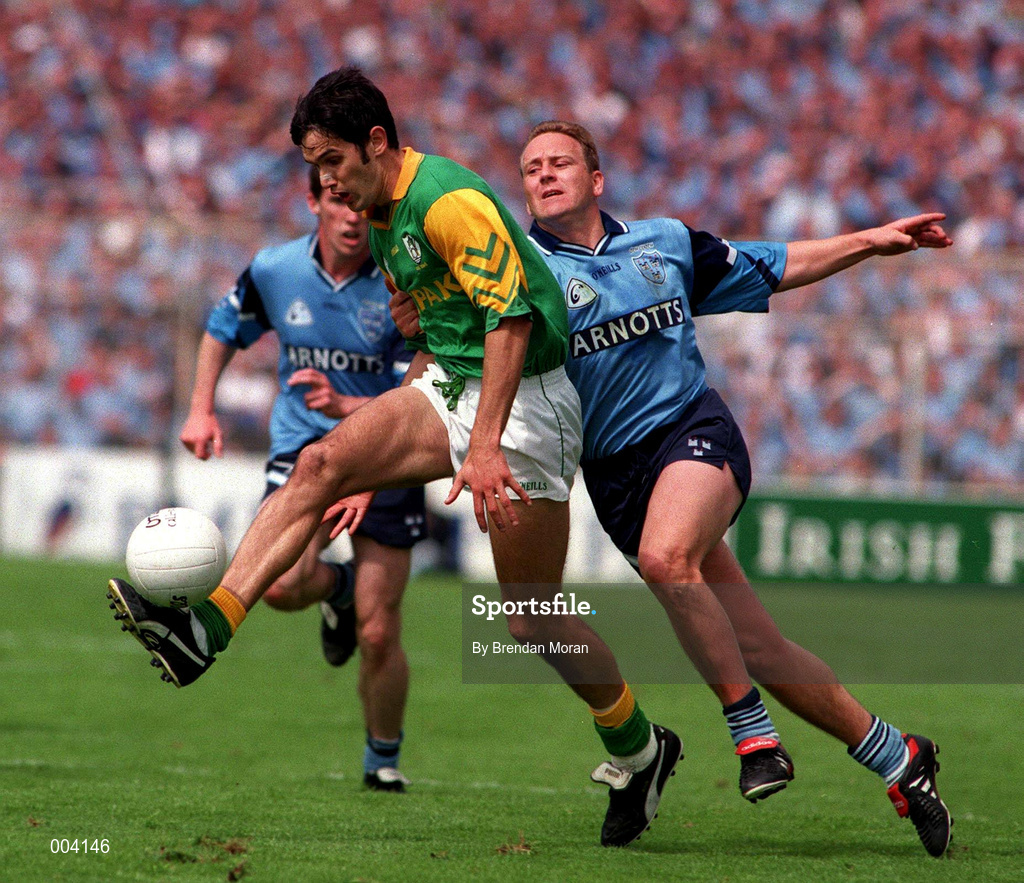 15 June 1997; Nigel Nestor of Meath makes a break from Keith Barr of Dublin during the GAA Senior Football Championship Quarter-Final match between Meath and Dublin at Croke Park in Dublin. Photo by Brendan Moran/Sportsfile