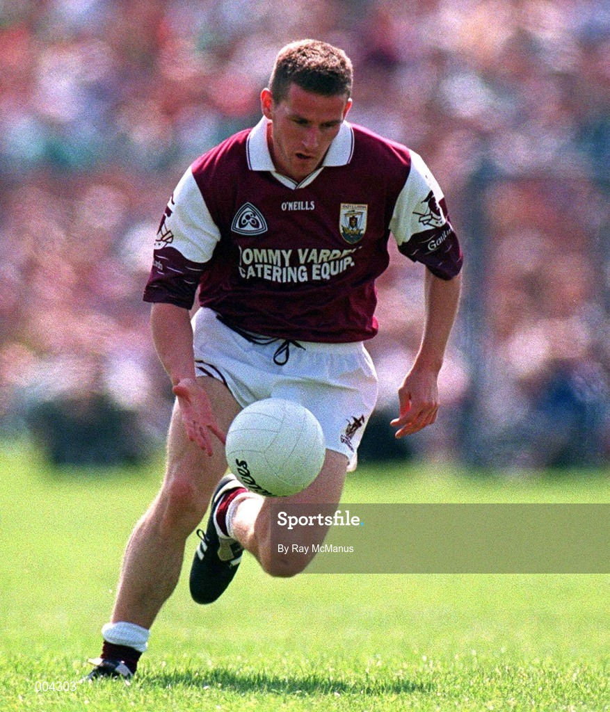25 May 1997; Sean de Paor of Galway in action during the GAA Football Senior Championship Quarter-Final match between Galway and Mayo at Tuam Stadium in Tuam, Galway. Photo by Ray McManus/Sportsfile