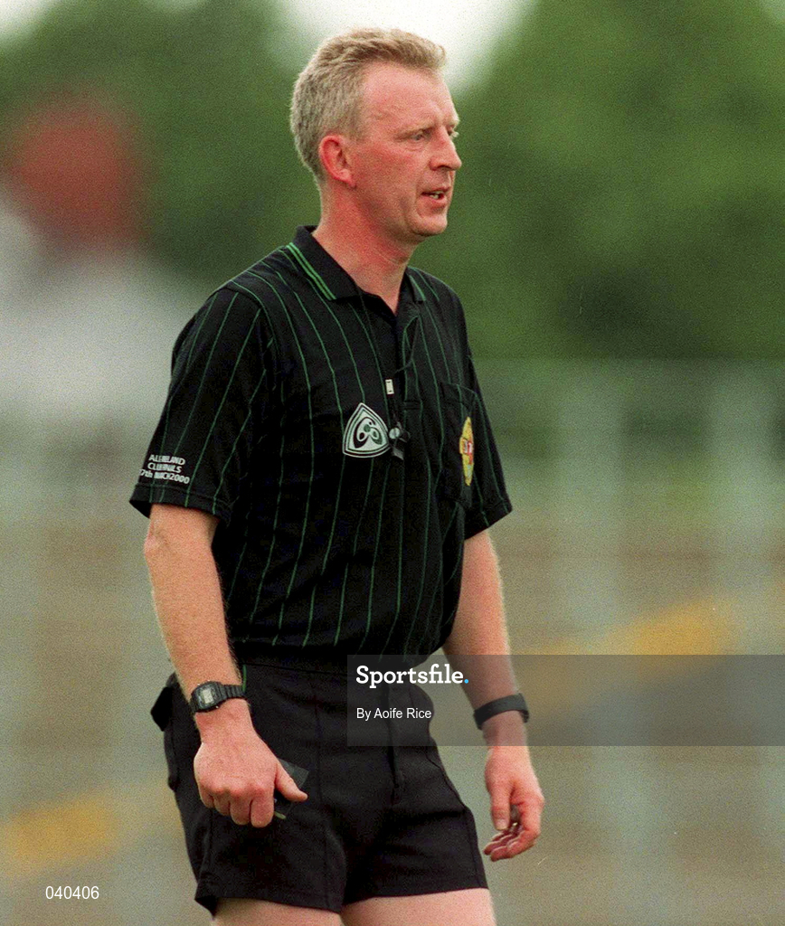 11 June 2000; Referee Pat Aherne during the Guinness Ulster Senior Hurling Championship Semi-Final between Derry and Down at Casement Park in Belfast, Antrim. Photo by Aoife Rice/Sportsfile