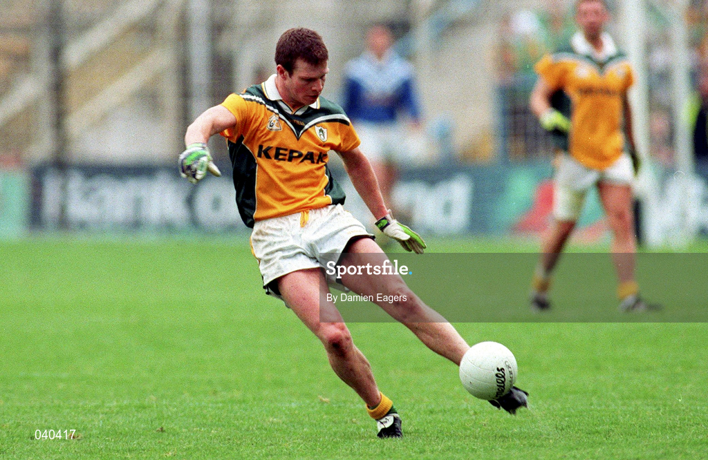 4 June 2000; Richie Kealy of Meath during the Bank of Ireland Leinster Senior Football Championship Quarter-Final match between Offaly and Meath in Croke Park, Dublin. Photo by Damien Eagers/Sportsfile