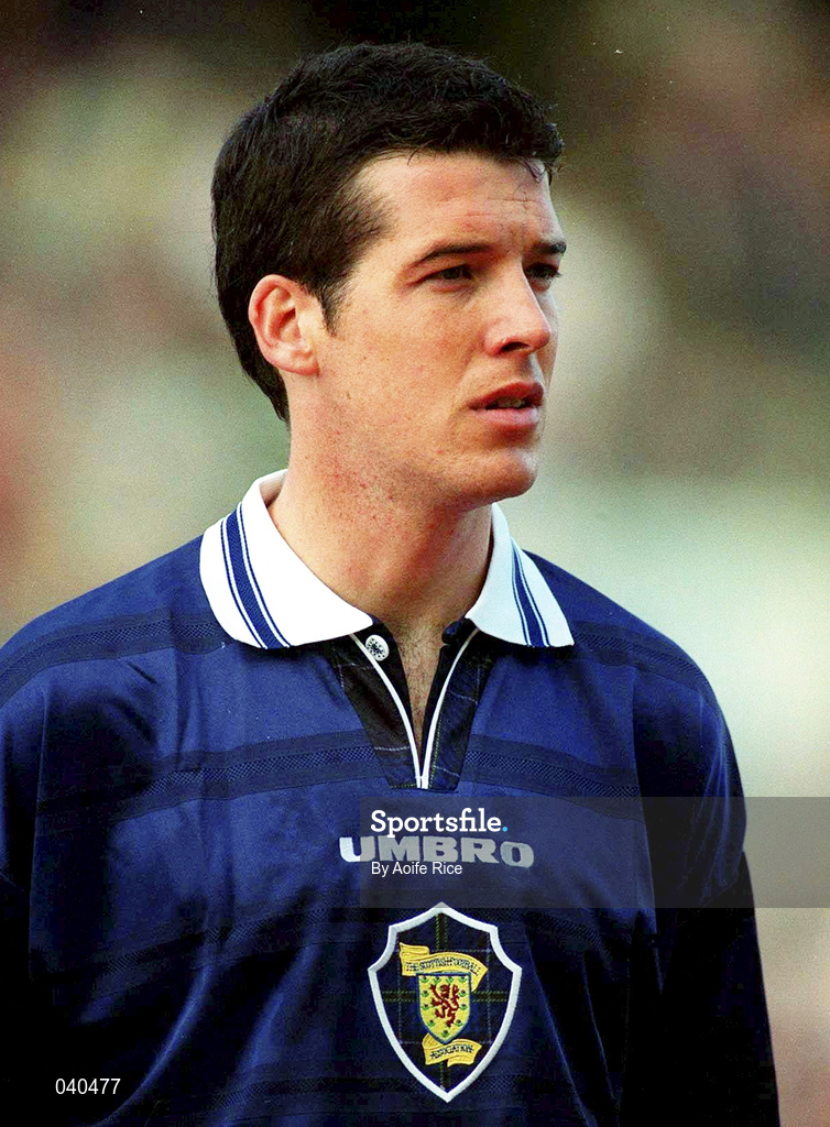 30 May 2000; Brian O'Neil of Scotland prior to the International Friendly match between Republic of Ireland and Scotland at Lansdowne Road in Dublin. Photo by Aoife Rice/Sportsfile