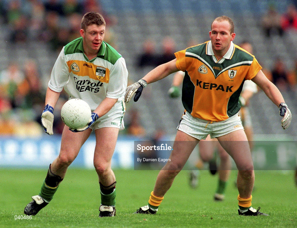 4 June 2000; Cathal Daly of Offaly in action against Ollie Murphy of Meath during the Bank of Ireland Leinster Senior Football Championship Quarter-Final match between Offaly and Meath in Croke Park, Dublin. Photo by Damien Eagers/Sportsfile