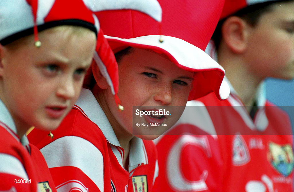 4 June 2000; Young Cork supporters during the Guinness Munster Senior Hurling Championship Semi-Final between Cork and Limerick at Semple Stadium in Thurles, Tipperary. Photo by Ray McManus/Sportsfile