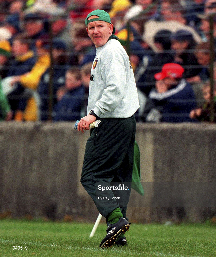 11 June 2000; Donegal manager Declan Bonner during the Bank of Ireland Ulster Senior Football Championship Quarter-Final match between Donegal and Fermanagh at MacCumhaill Park in Ballybofey, Donegal. Photo by Ray Lohan/Sportsfile
