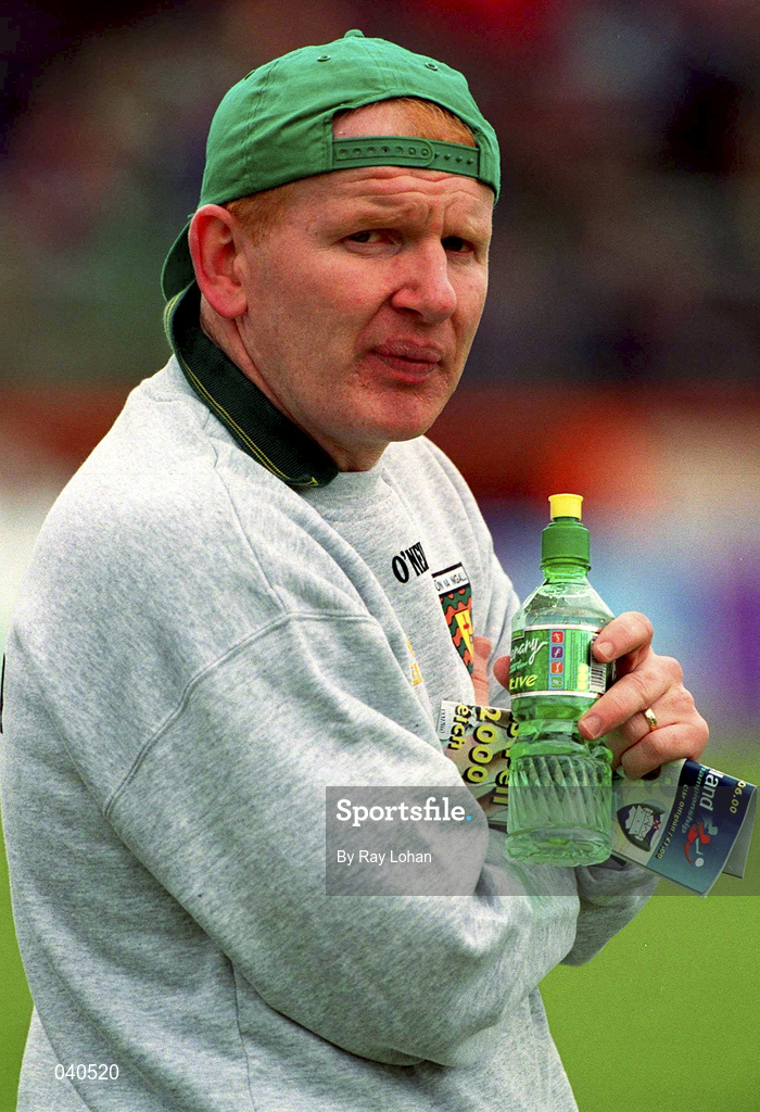 11 June 2000; Donegal manager Declan Bonner during the Bank of Ireland Ulster Senior Football Championship Quarter-Final match between Donegal and Fermanagh at MacCumhaill Park in Ballybofey, Donegal. Photo by Ray Lohan/Sportsfile