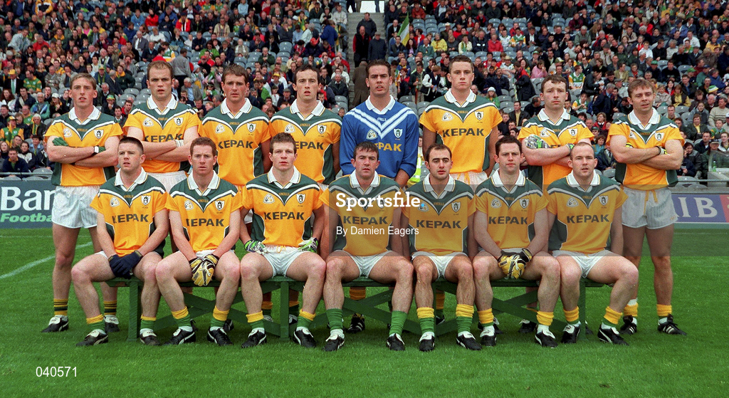 4 June 2000; The Meath team prior to the Bank of Ireland Leinster Senior Football Championship Quarter-Final match between Offaly and Meath in Croke Park, Dublin. Photo by Damien Eagers/Sportsfile