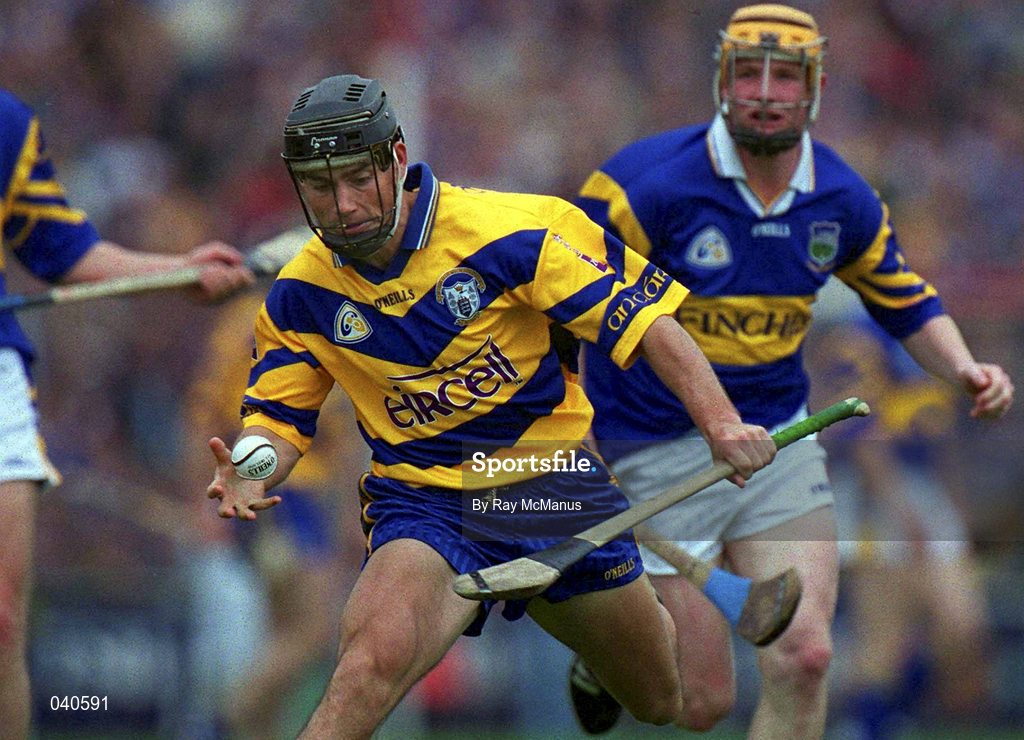 11 June 2000; David Forde of Clare during the Guinness Munster Senior Hurling Championship Semi-Final match between Tipperary and Clare at Páirc Ui Chaoimh in Cork. Photo by Ray McManus/Sportsfile