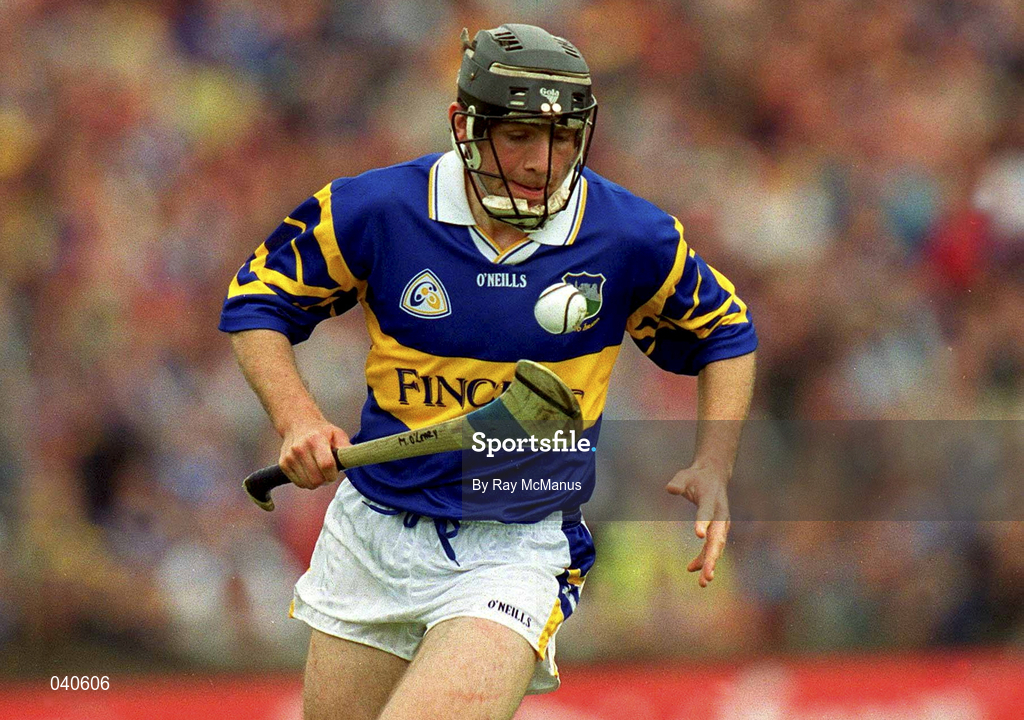 11 June 2000; Mark O'Leary of Tipperary during the Guinness Munster Senior Hurling Championship Semi-Final match between Tipperary and Clare at Páirc Ui Chaoimh in Cork. Photo by Ray McManus/Sportsfile