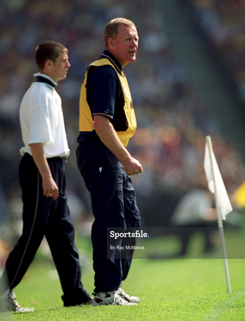 18 June 2000; Wexford manager Joachim Kelly during the Guinness Leinster Senior Hurling Championship Semi-Final match between Offaly and Wexford at Croke Park in Dublin. Photo by Ray McManus/Sportsfile