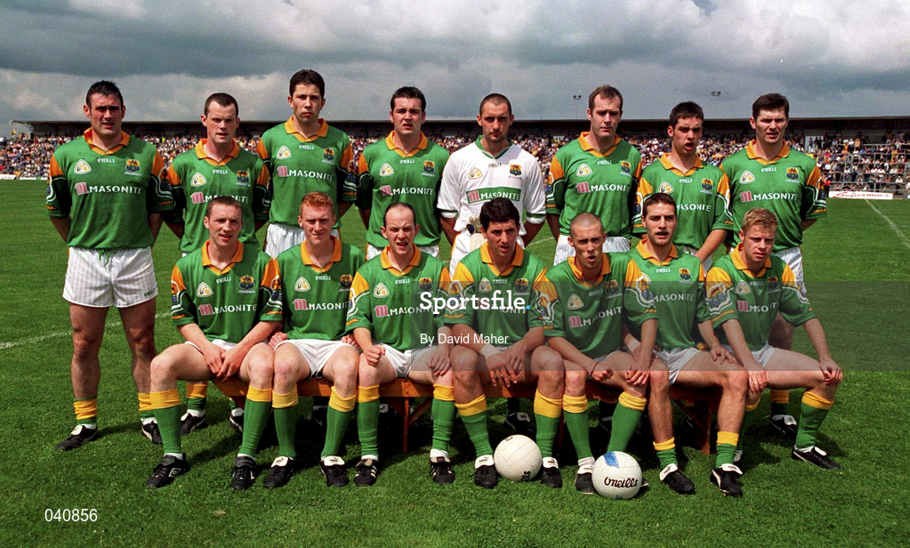 2 July 2000; The Leitrim team prior to the Bank of Ireland Connacht Senior Football Championship Semi-Final match between Roscommon and Leitrim in Dr. Hyde Park in Roscommon. Photo by David Maher/Sportsfile