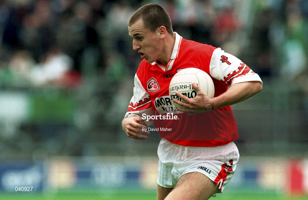 25 June 2000; Paddy McKeever of Armagh during the Bank of Ireland Ulster Senior Football Championship Semi-Final match between Armagh and Fermanagh at St Tiernach's Park in Clones, Monaghan. Photo by David Maher/Sportsfile