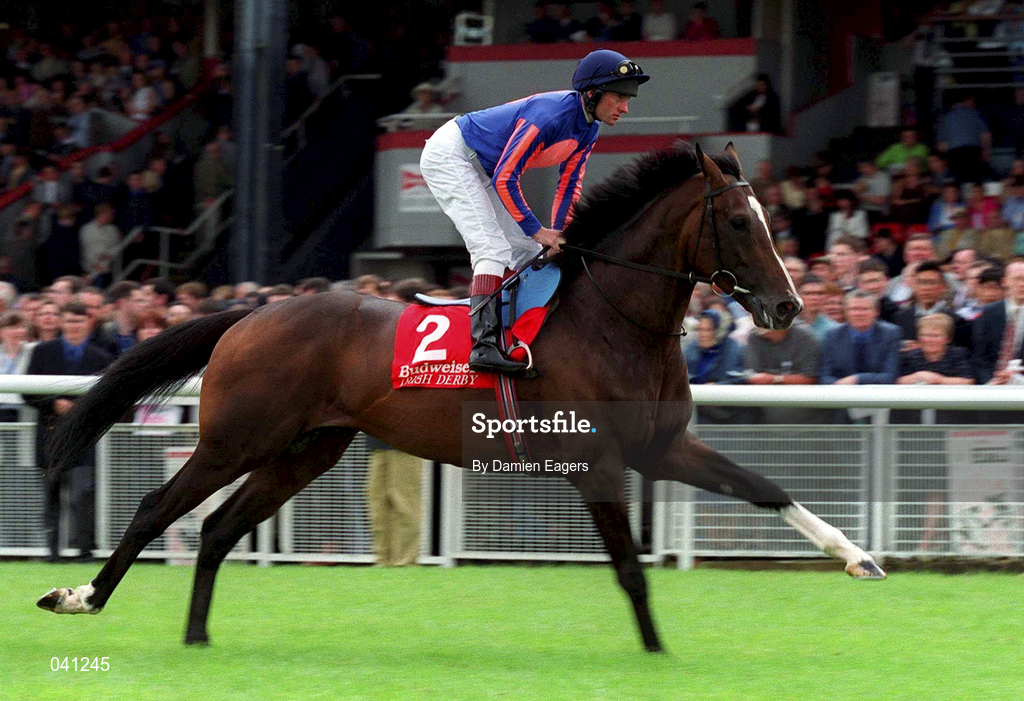 1 July 2000; Glyndebourne I, with Seamus Heffernan up, canters to the start of the Budweiser Irish Derby at The Curragh Racecourse in Kildare. Photo by Damien Eagers/Sportsfile