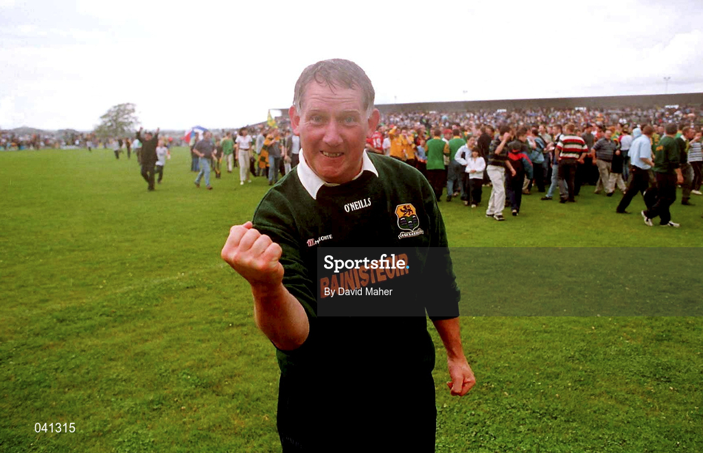 2 July 2000; Leitrim manager Joe Reynolds celebrates after victory in the Bank of Ireland Connacht Senior Football Championship Semi-Final match between Roscommon and Leitrim in Dr. Hyde Park in Roscommon. Photo by David Maher/Sportsfile