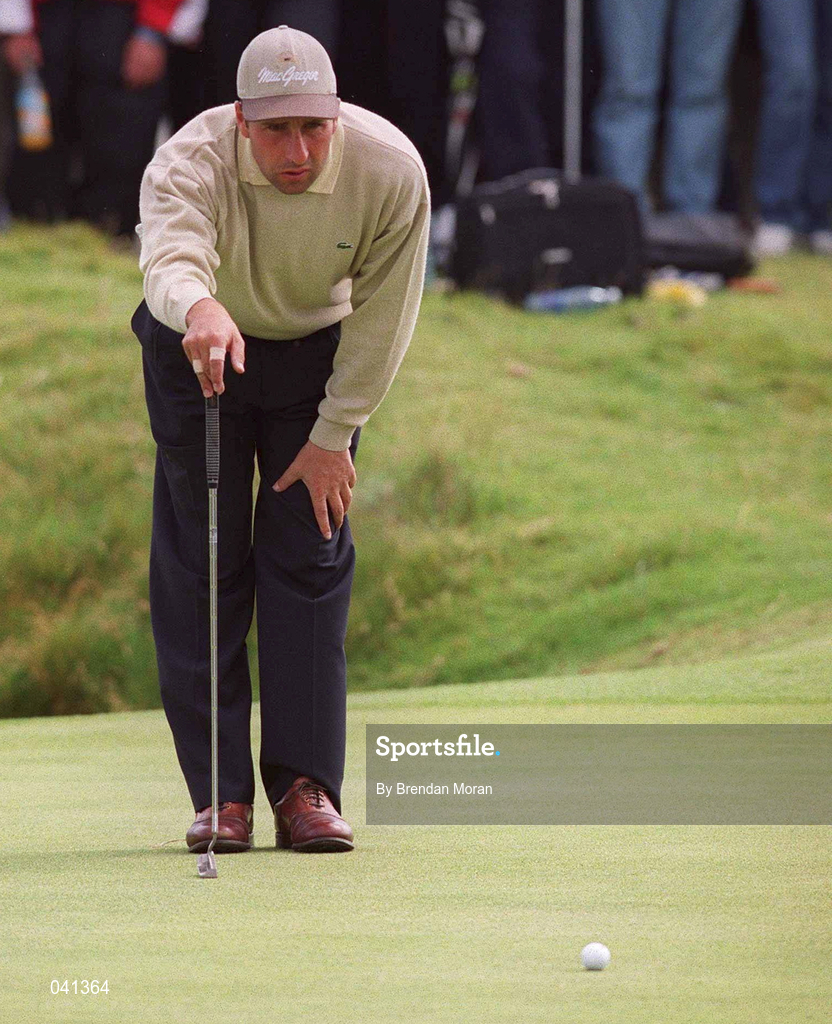 30 June 2000; Jose Maria Olazabal of Spain lines up a putt on the nonth green during the second day of the Murphy's Irish Open Golf Championship at Ballybunion Golf Club in Kerry. Photo by Brendan Moran/Sportsfile