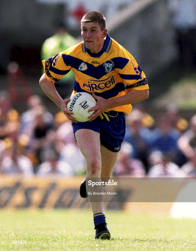 25 June 2000; David Russell of Clare during the Bank of Ireland Munster Senior Football Championship Semi-Final match between Clare and Tipperary at the Gaelic Grounds in Limerick. Photo by Brendan Moran/Sportsfile