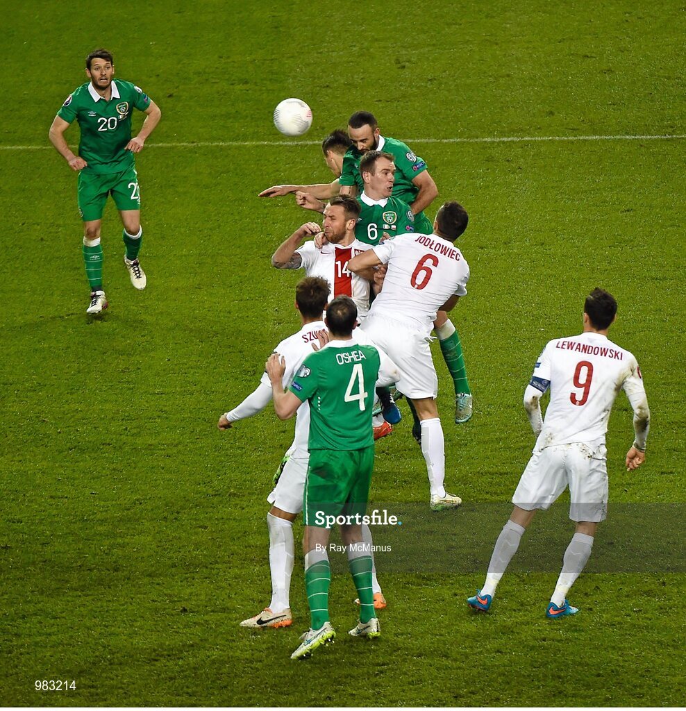 29 March 2015; Players from both sides contest a header. UEFA EURO 2016 Championship Qualifier, Group D, Republic of Ireland v Poland. Aviva Stadium, Lansdowne Road, Dublin. Picture credit: Ray McManus / SPORTSFILE