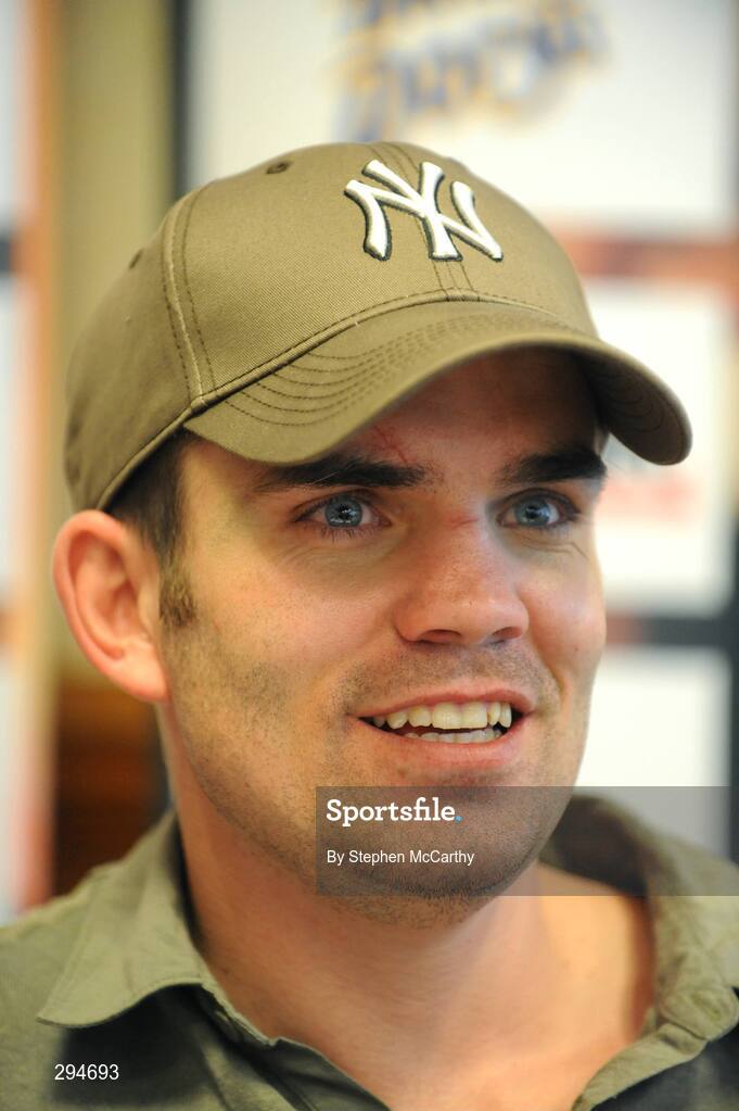 7 May 2008; Bernard Dunne during a press conference to announce the next Hunky Dorys Fight Night at the National Stadium on July 12. Brian Peters Promotions press conference, O'Connell Suite, Burlington Hotel, Dublin. Picture credit; Stephen McCarthy / SPORTSFILE