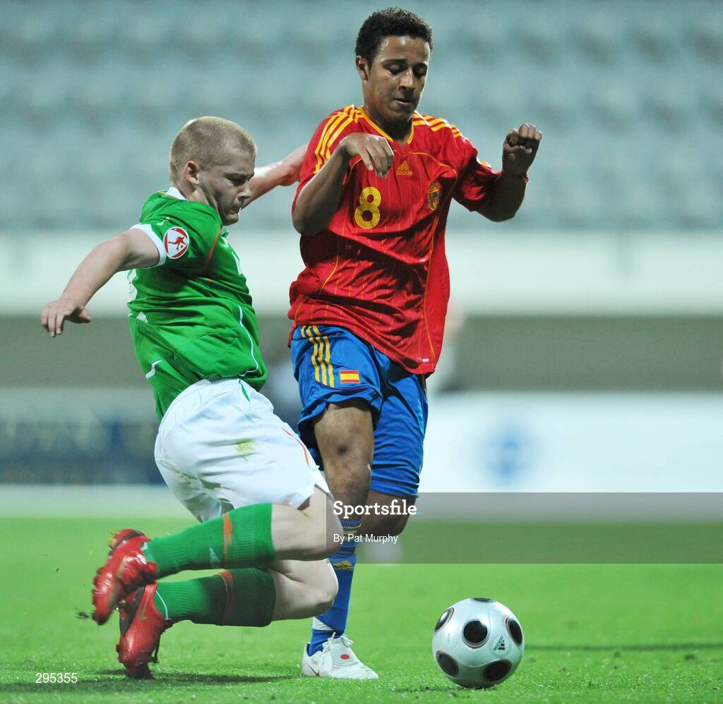 10 May 2008; Padraic Ormsby, Republic of Ireland, in action against Thiago, Spain. UEFA European Under-17 Championship Group B, Republic of Ireland v Spain, Mardan Sport Complex, Antalya, Turkey. Picture credit: Pat Murphy / SPORTSFILE