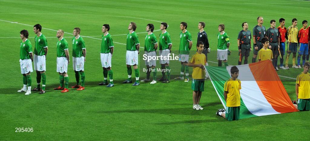 10 May 2008; The Republic of Ireland team stand for the national anthem. UEFA European Under-17 Championship Group B, Republic of Ireland v Spain, Mardan Sport Complex, Antalya, Turkey. Picture credit: Pat Murphy / SPORTSFILE