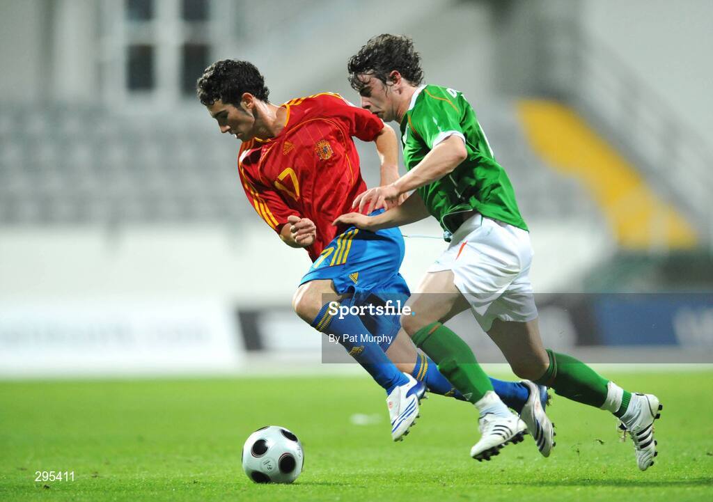 10 May 2008; Aaron Doran, Republic of Ireland, in action against Sielva, Spain. UEFA European Under-17 Championship Group B, Republic of Ireland v Spain, Mardan Sport Complex, Antalya, Turkey. Picture credit: Pat Murphy / SPORTSFILE
