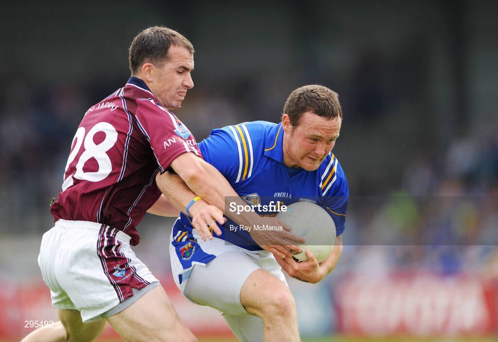 11 May 2008; Enda Williams, Longford, in action against Dessie Dolan, Westmeath. GAA Football Leinster Senior Championship, Longford v Westmeath, Pearse Park, Longford. Picture credit: Ray McManus / SPORTSFILE