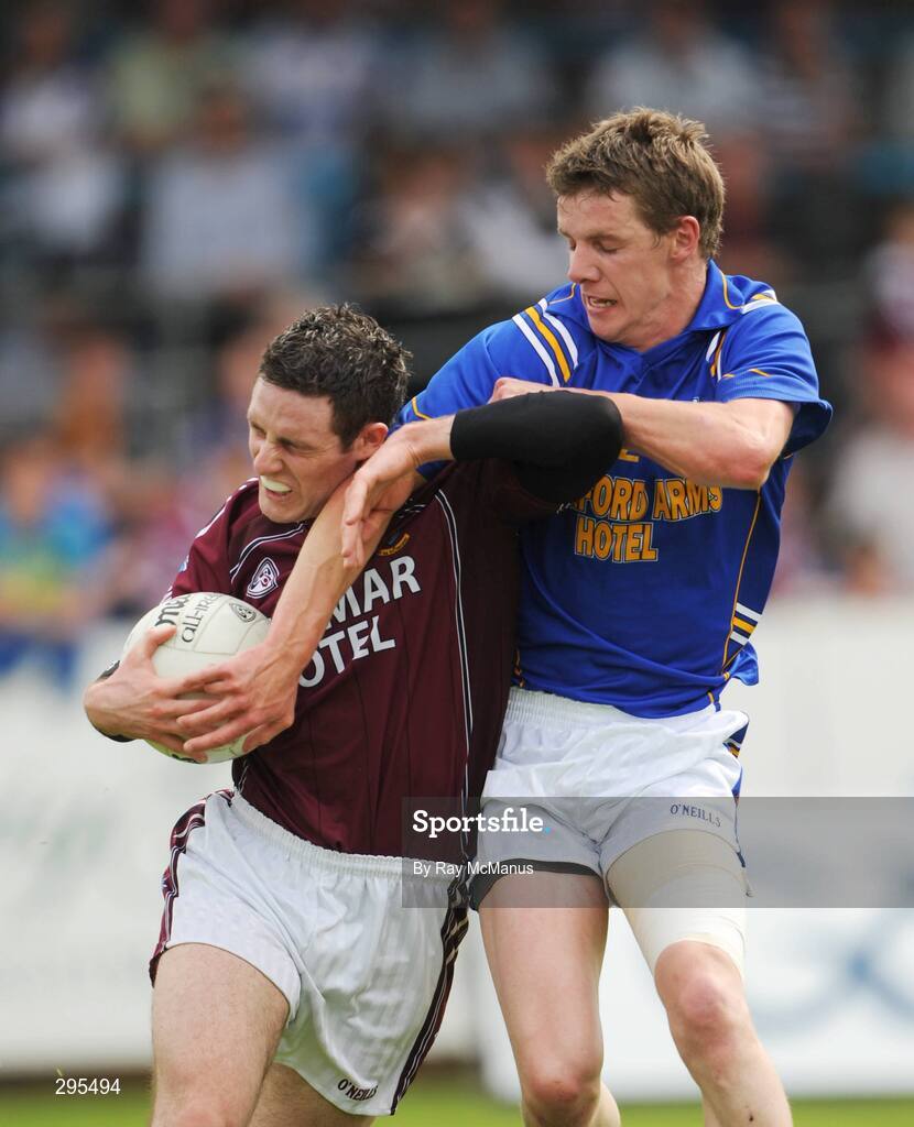 11 May 2008; Fergal Wilson, Westmeath, in action against Noel Farrell, Longford. GAA Football Leinster Senior Championship, Longford v Westmeath, Pearse Park, Longford. Picture credit: Ray McManus / SPORTSFILE