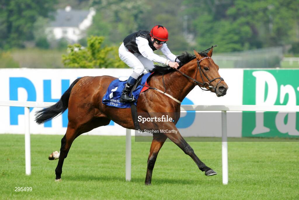 11 May 2008; Casual Conquest, with Pat Smullen up, on their way to winning the Derrinstown Stud Derby Trial Stakes. Derrinstown Stud Derby Trial Stakes Day, Leopardstown, Co. Dublin. Picture credit: Stephen McCarthy / SPORTSFILE