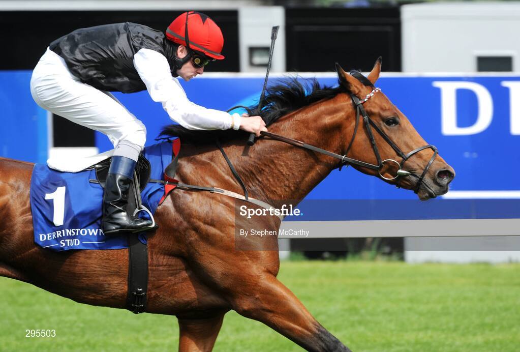 11 May 2008; Casual Conquest, with Pat Smullen up, on their way to winning the Derrinstown Stud Derby Trial Stakes. Derrinstown Stud Derby Trial Stakes Day, Leopardstown, Co. Dublin. Picture credit: Stephen McCarthy / SPORTSFILE