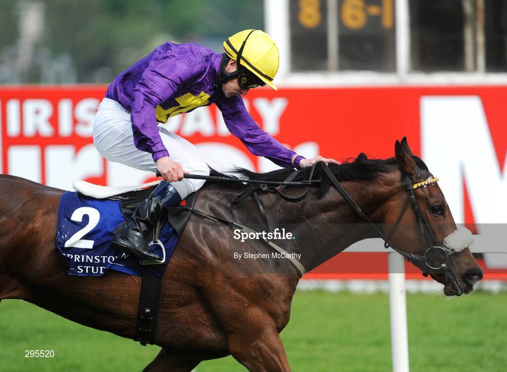 11 May 2008; Carribean Sunset, with Pat Smullen up, on their way to winning the Derrinstown Stud 1,000 Guineas Trial. Derrinstown Stud Derby Trial Stakes Day, Leopardstown, Co. Dublin. Picture credit: Stephen McCarthy / SPORTSFILE