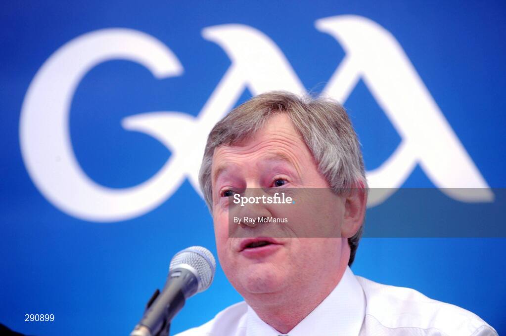 11 April 2008; Ard Stiurthoir Paraic Duffy speaking at the 2008 GAA Annual Congress. Radisson Hotel, Ballincar, Sligo. Picture credit: Ray McManus / SPORTSFILE
