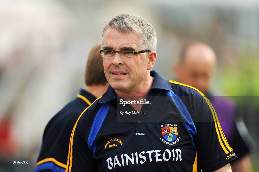 11 May 2008; Longford manager Luke Dempsey leaves the field at half-time. GAA Football Leinster Senior Championship, Longford v Westmeath, Pearse Park, Longford. Picture credit: Ray McManus / SPORTSFILE
