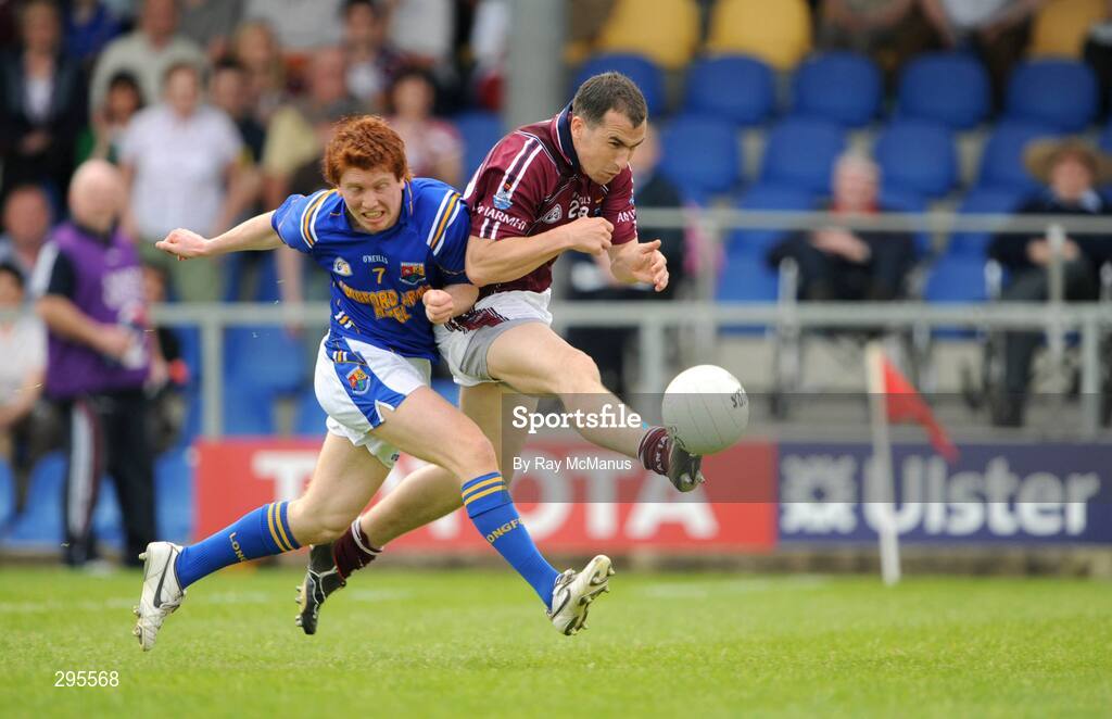 11 May 2008; Dessie Dolan, Westmeath, in action against Paul Kelly, Longford. GAA Football Leinster Senior Championship, Longford v Westmeath, Pearse Park, Longford. Picture credit: Ray McManus / SPORTSFILE