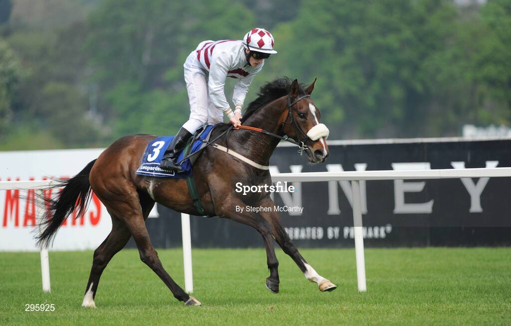 11 May 2008; Zaralabad, with Willie Lee up, during the Milltown Handicap race. Derrinstown Stud Derby Trial Stakes Day, Leopardstown, Co. Dublin. Picture credit: Stephen McCarthy / SPORTSFILE