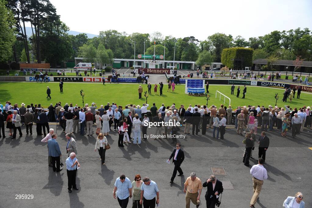 11 May 2008; A general view of the parade ring ahead of the Derrinstown Stud Derby Trial Stakes. Derrinstown Stud Derby Trial Stakes Day, Leopardstown, Co. Dublin. Picture credit: Stephen McCarthy / SPORTSFILE