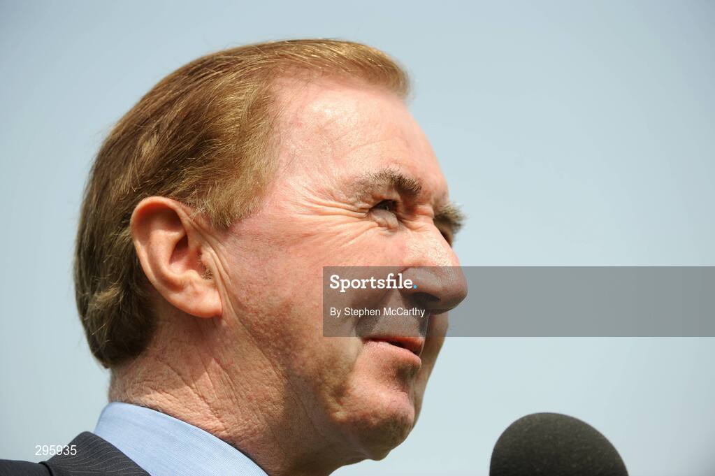 11 May 2008; Trainer Dermot Weld. Derrinstown Stud Derby Trial Stakes Day, Leopardstown, Co. Dublin. Picture credit: Stephen McCarthy / SPORTSFILE