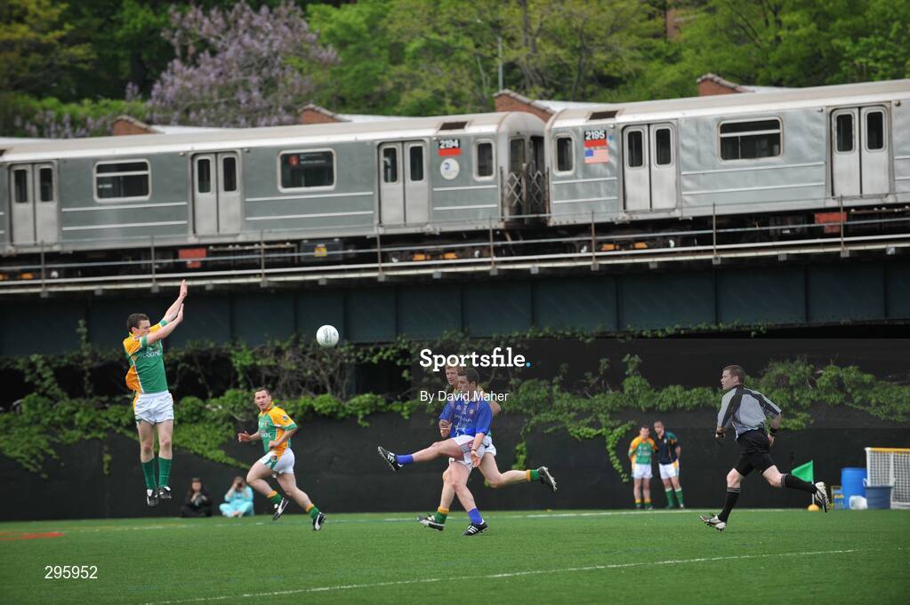 11 May 2008; Dan Doona, New York, in action against Gary Reynolds, Leitrim. GAA Football Connacht Senior Championship, New York v Leitrim, Gaelic Park, Bronx, New York. Picture credit: David Maher / SPORTSFILE