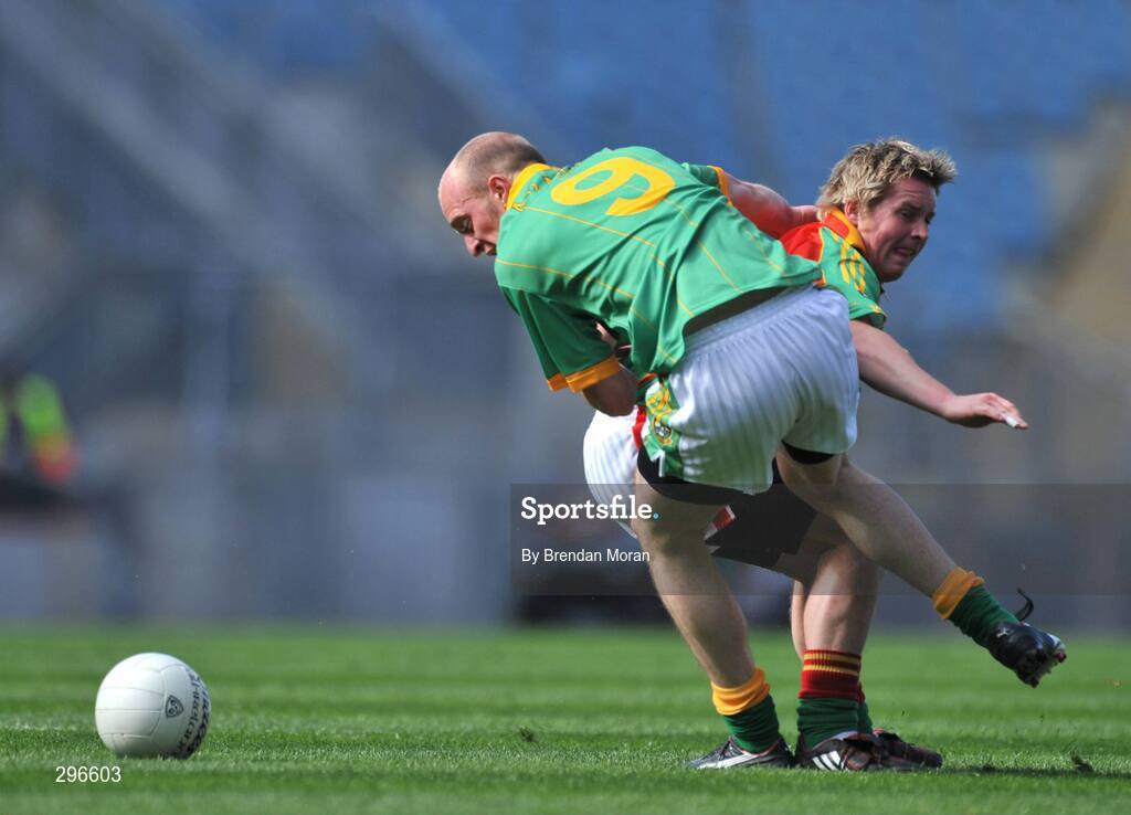 18 May 2008; Damien Sheridan, Meath, in action against Joe Roche, Carlow. GAA Football Leinster Senior Championship 1st Round, Meath v Carlow, Croke Park, Dublin. Picture credit: Brendan Moran / SPORTSFILE