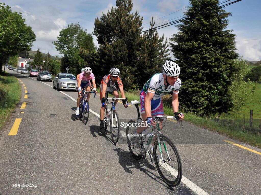 22 May 2008; Irish National Champion and Pezula rider David O'Loughlin leads the break-away riders on the approach to Kenmare, Co. Kerry. FBD Insurance Ras 2008 - Stage 5, Tralee - Skibbereen. Picture credit: Stephen McCarthy / SPORTSFILE