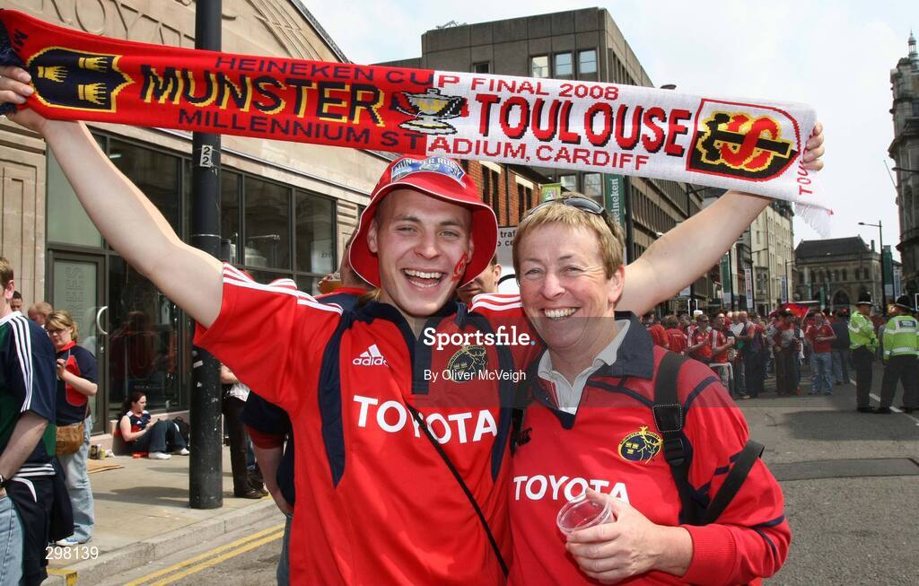 24 May 2008; Munster fans, from Cork city, Stephen and Marie Duffy before the game. Heineken Cup Final, Munster v Toulouse, Millennium Stadium, Cardiff, Wales. Picture credit: Oliver McVeigh / SPORTSFILE