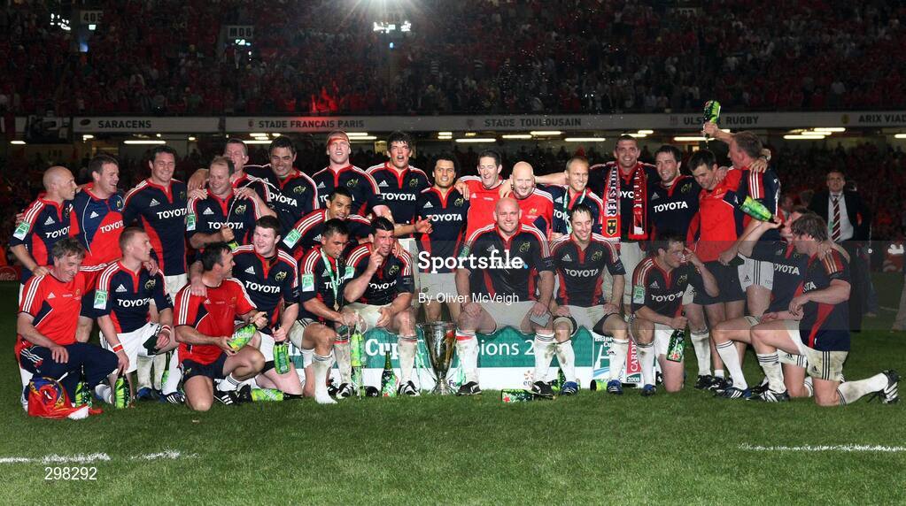 24 May 2008; The Munster squad celebrate with the cup. Heineken Cup Final, Munster v Toulouse, Millennium Stadium, Cardiff, Wales. Picture credit: Oliver McVeigh / SPORTSFILE