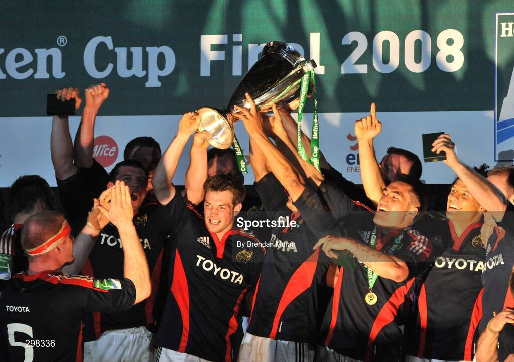 24 May 2008; The Munster team celebrate with the Heineken cup. Heineken Cup Final, Munster v Toulouse, Millennium Stadium, Cardiff, Wales. Picture credit: Brendan Moran / SPORTSFILE