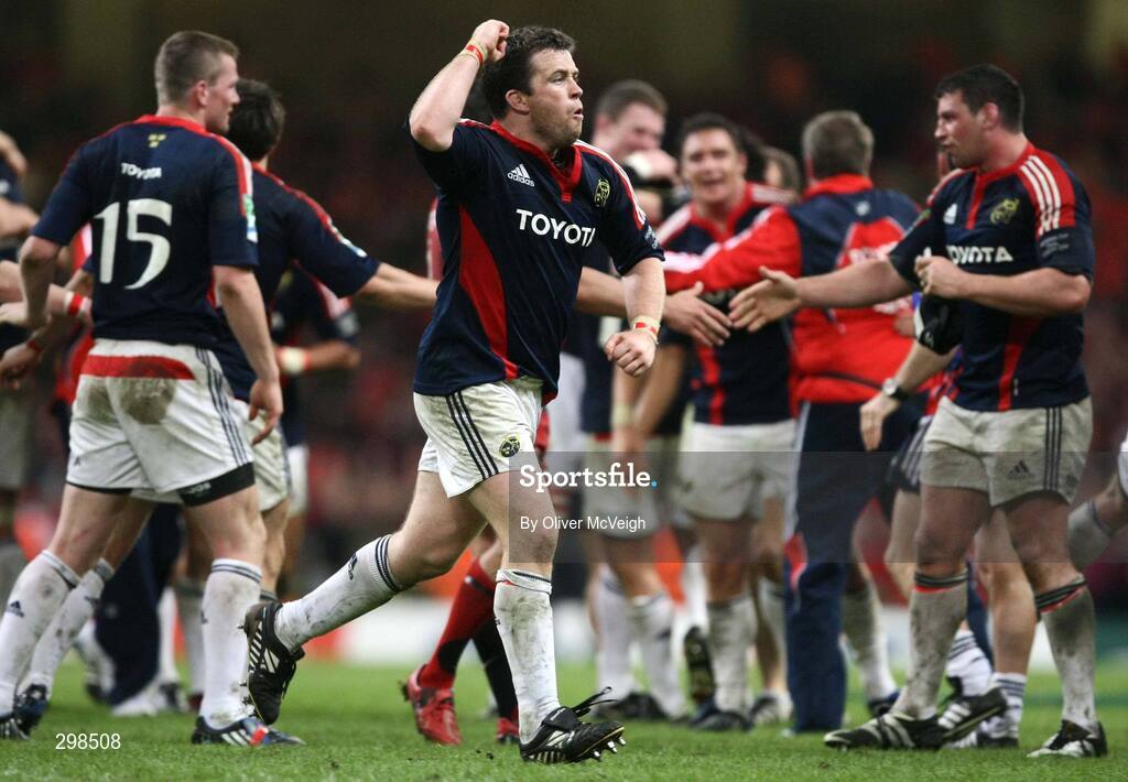 24 May 2008;  Munster's Marcus Horan runs to celebrate at the final whistle. Heineken Cup Final, Munster v Toulouse, Millennium Stadium, Cardiff, Wales. Picture credit: Oliver McVeigh / SPORTSFILE