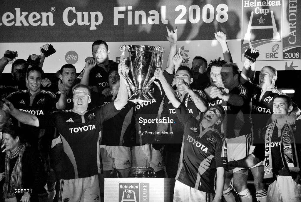 24 May 2008; Munster captain Paul O'Connell and team-mate Ronan O'Gara lift the Heineken Cup. Heineken Cup Final, Munster v Toulouse, Millennium Stadium, Cardiff, Wales. Picture credit: Brendan Moran / SPORTSFILE