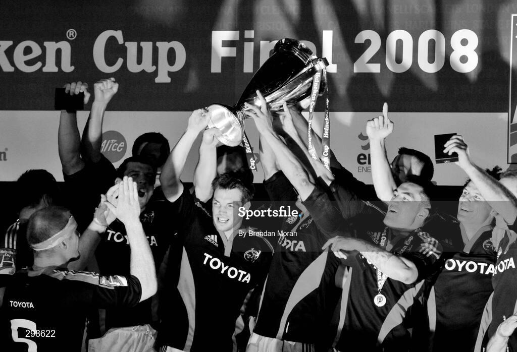 24 May 2008; The Munster team celebrate with the Heineken cup. Heineken Cup Final, Munster v Toulouse, Millennium Stadium, Cardiff, Wales. Picture credit: Brendan Moran / SPORTSFILE