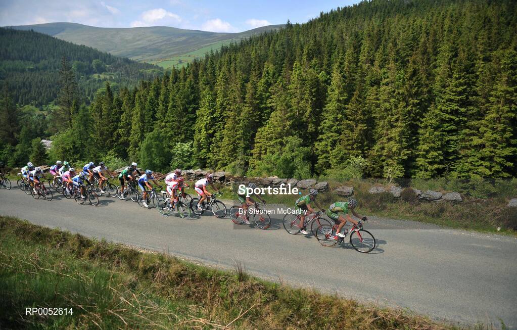 24 May 2008; Benny de Schrooder, Paidi O'Brien and Stephen Gallagher, An Post sponsored Sean Kelly team, lead a group of riders on Drumgoff. FBD Insurance Ras 2008 - Stage 7, Clonmel - Roundwood. Picture credit: Stephen McCarthy / SPORTSFILE