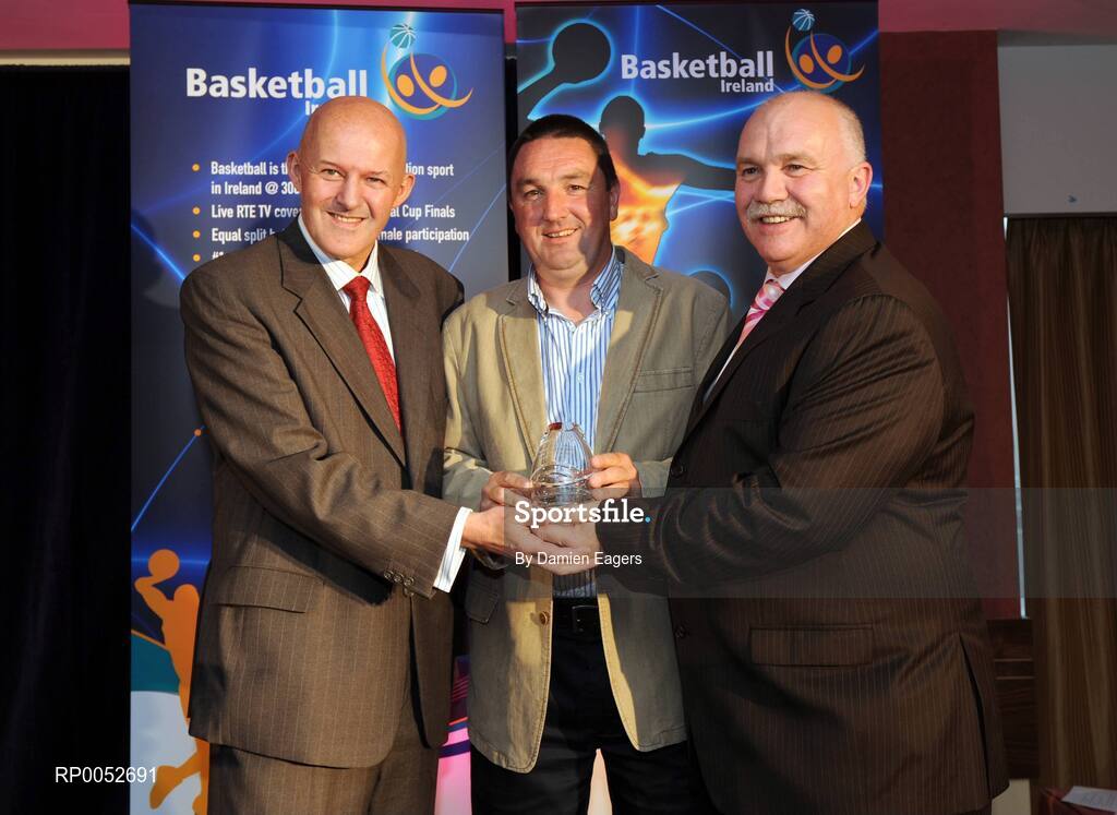 24 May 2008; Mark Scannell, team Montenotte Hotel Cork, is presented with the Women's Superleague Coach of the Year Award by Tony Colgan, President of Basketball Ireland, and Sean O'Reilly at the Basketball Ireland annual awards. The Tower Hotel, Whitestown Way, Tallaght, Dublin. Picture credit: Damien Eagers / SPORTSFILE