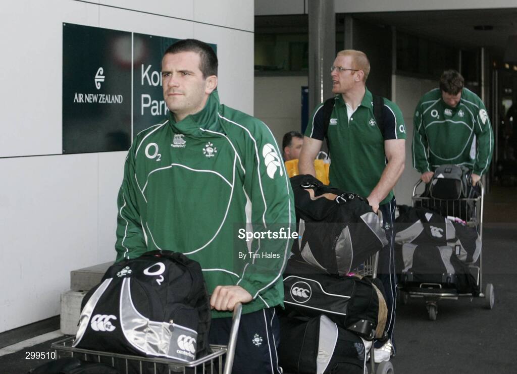 1 June 2008; Ireland's Shane Jennings makes his way to the team bus on the team's arrival at Wellington International Airport ahead of the start of Ireland's Summer Tour. 2008 Ireland Rugby Summer Tour, Wellington Airport, Wellington, New Zealand. Picture credit: Tim Hales / SPORTSFILE