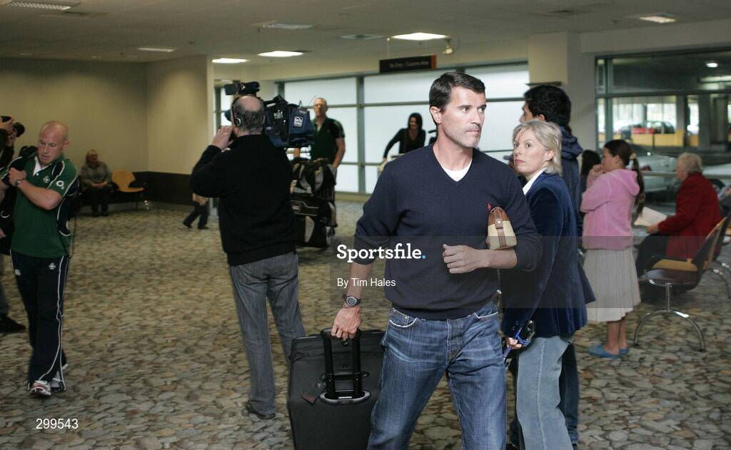 1 June 2008; Former Irish Soccer International and current Sunderland manager Roy Keane arrives at Wellington International Airport ahead of the start of Ireland's Summer Tour. 2008 Ireland Rugby Summer Tour, Wellington Airport, Wellington, New Zealand. Picture credit: Tim Hales / SPORTSFILE