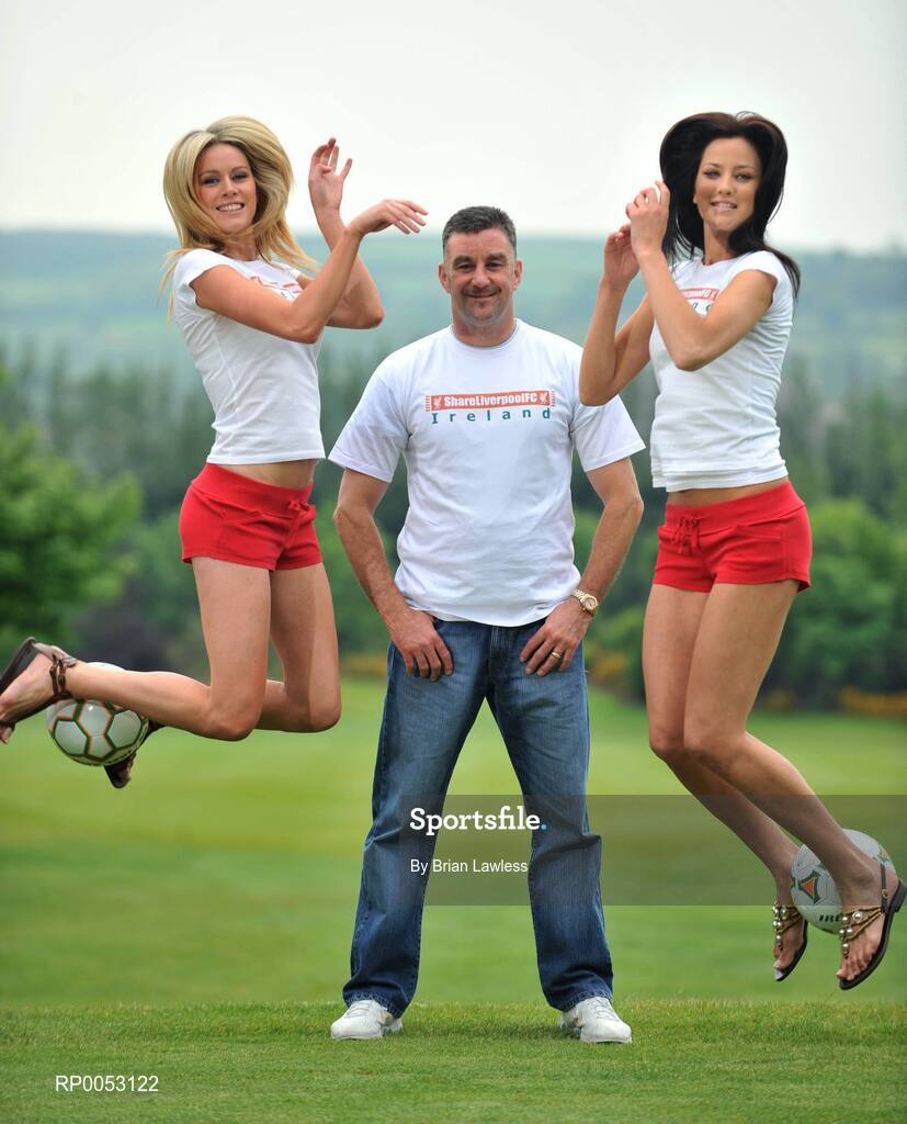 30 May 2008; Former Liverpool and Republic of Ireland player John Aldridge with models Jenny Lee Masterson, left, and Baiba Gaile at a photocall to launch Share Liverpool FC Ireland. The Share Liverpool FC initiative was formed in February 2008. The idea is to get 100,000 Liverpool fans to give 6,300euros / £5,000 each to help buy the club out. Citywest Hotel, Saggart, Co. Dublin. Picture credit: Brian Lawless / SPORTSFILE  *** Local Caption ***