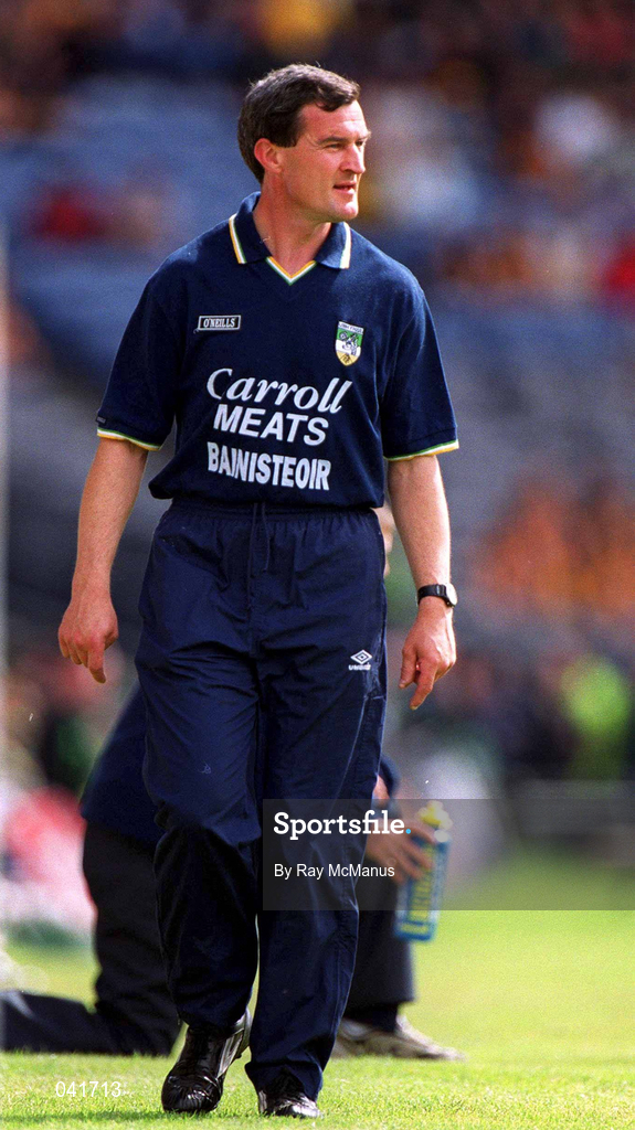 9 July 2000; Offaly manager Pat Fleury during the Guinness Leinster Senior Hurling Championship Final match between Kilkenny and Offaly at Croke Park in Dublin. Photo by Ray McManus/Sportsfile